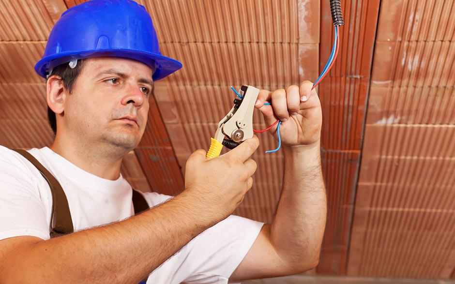 électricien de maintenance Paris 13